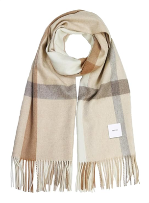 女友達の誕生日プレゼント 予算：「5,000円以上」特別感を出したいときの人気ランキング 第3位　上質なファッションアイテムの商品イメージ画像